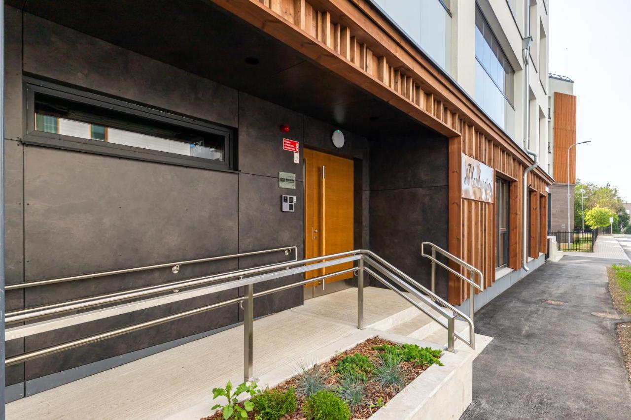 Laulupargi Lux Residence Tallinn Eksteriør bilde